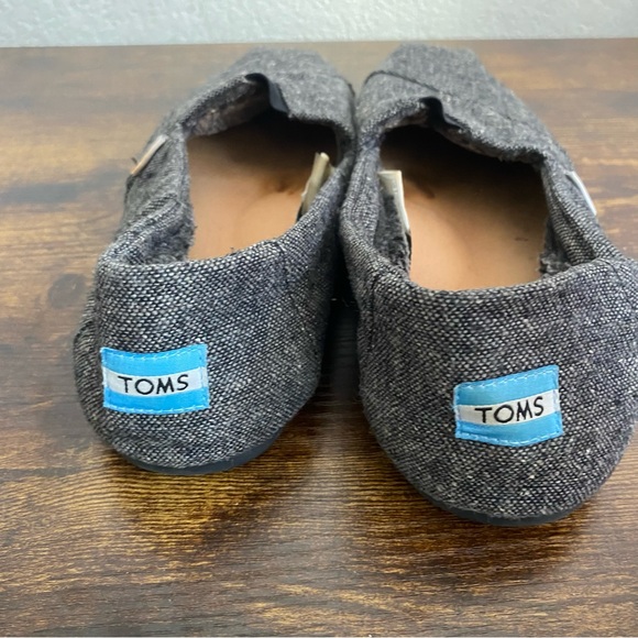 Toms Alpargatas Women's Gray Fur Lined Slip On Shoes Size 9 Flats - Picture 3 of 7
